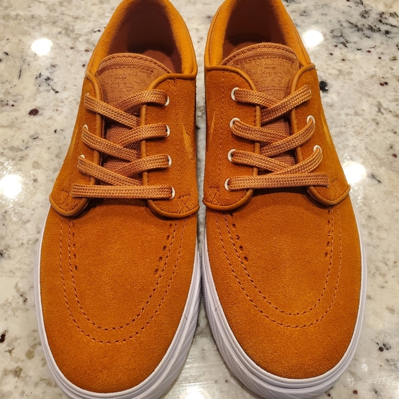 janoski cinder orange
